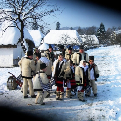 Craciunul in Romania sarbatoare si traditie Craciunul in Romania sarbatoare si traditie