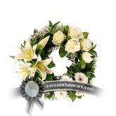 Coroana funerara rotunda din flori albe