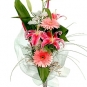 Buchet delicat din gerbera si crini